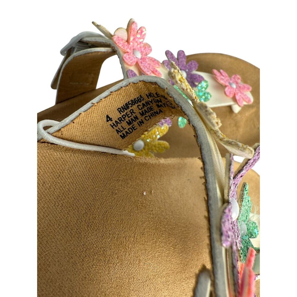 Harper Canyon Kids Girls White LEONA Floral Flip/Flop Sandals Size 4 NWOT - Picture 7 of 7